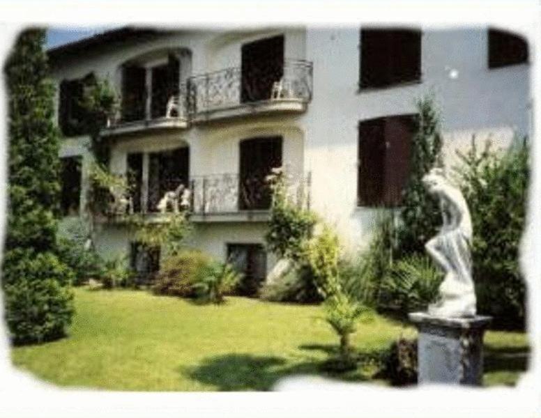Отель La Comanella Comano Экстерьер фото